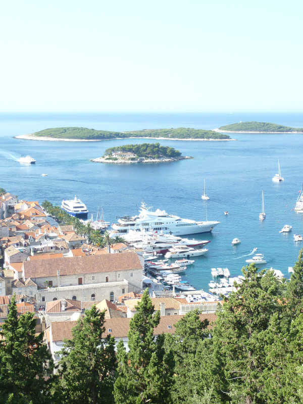 îles pakleni ou iles d'enfer
