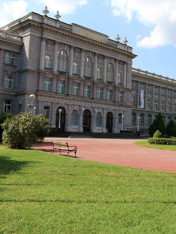 façade du musée Mimara