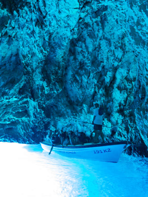 blue cave bisevo