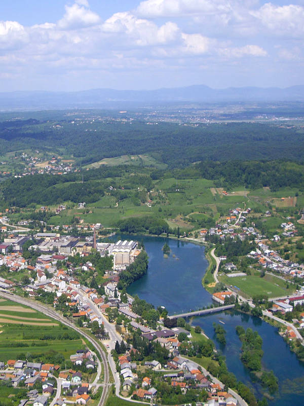 vue d'avion de Duga resa