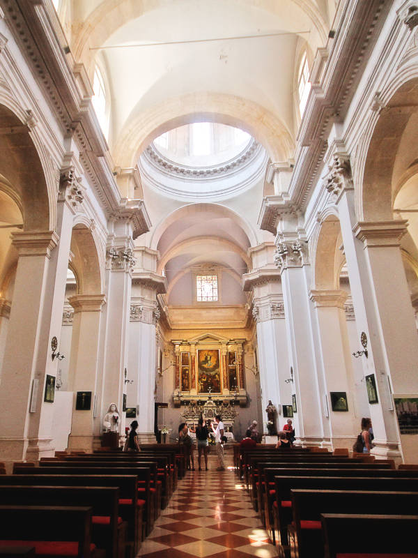 Intérieur de la cathédrale de l'Assomption à Dubrovnik