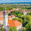 Vue aérienne de Koprivnic avec son église