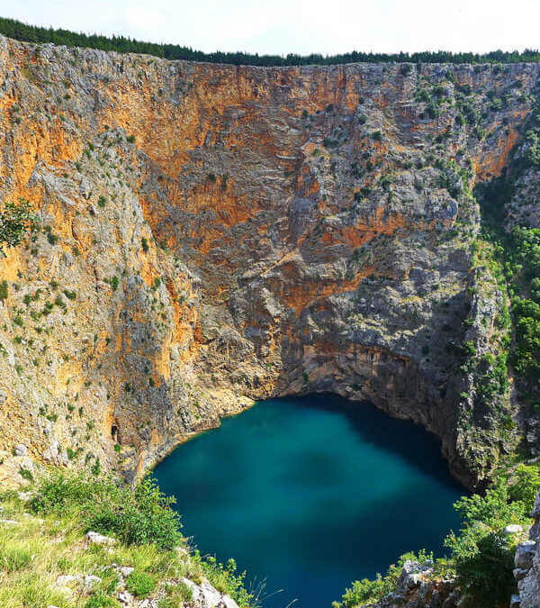 Lac bleu et lac rouge d’Imotski