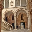 Cour intérieure du palais du recteur de Dubrovnik